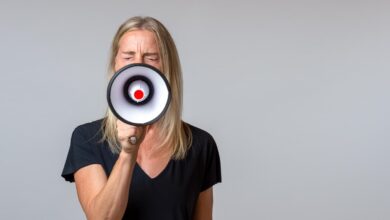 How to overcome fear of public speaking, according to experts