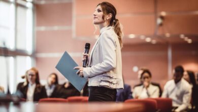 17 Clever Ways To Get Better At Public Speaking As A Leader