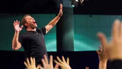 Tony Robbins’ Top Public Speaking Tips
