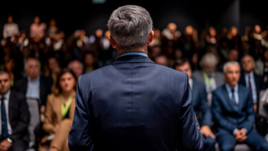 What Makes Political Leaders Such Captivating Communicators? » ScienceABC