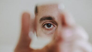 Study reveals 1 technique helps men beat low self-esteem