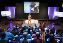 How To Book A Motivational Keynote Speaker For Your Next Meeting